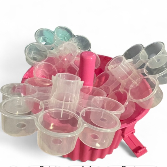 Cuisinart Pink Cupcake Carrier - Picture 3 of 5